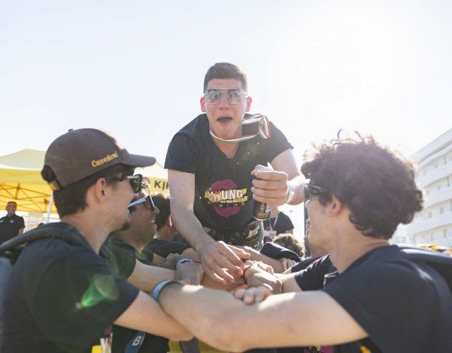 25° YOUNG VOLLEY APRILE